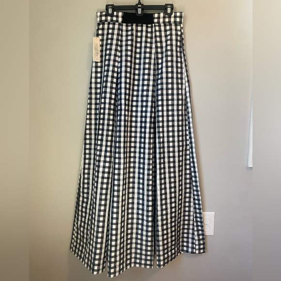 Eliza J Dresses & Skirts - Eliza J Black and White Gingham Pleated Maxi Skirt